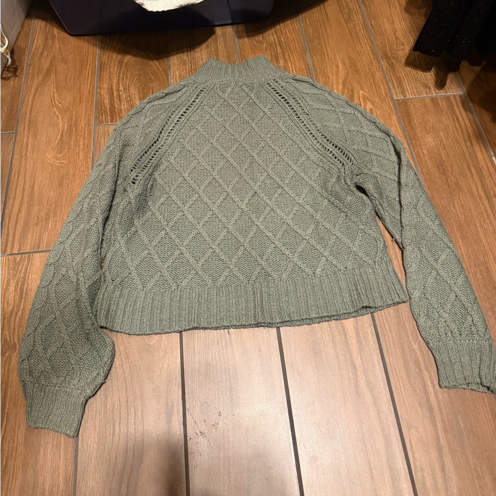 American Eagle Olive Green Knit